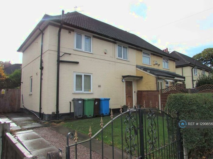 3 Bedroom Semi-Detached House To Rent In Stancliffe Road, Manchester, M22