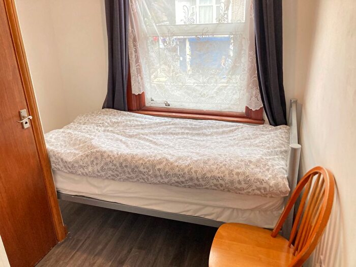 1 Bedroom Terraced House To Rent In Very Near Northfield Avenue Area, West Ealing, W13
