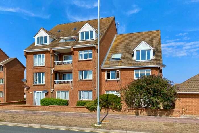 1 Bedroom Flat To Rent In Benbow Avenue, Eastbourne, East Sussex, BN23