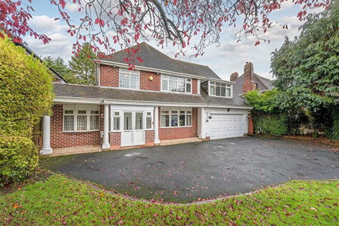 7 Bedroom Detached House For Sale In Fitz Roy Avenue, Birmingham, B17