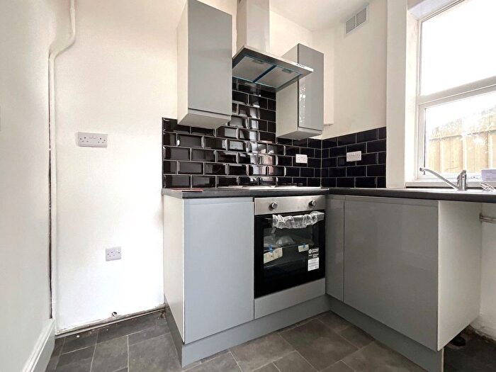 2 Bedroom Terraced House To Rent In Stoneclose Avenue, Doncaster, DN4