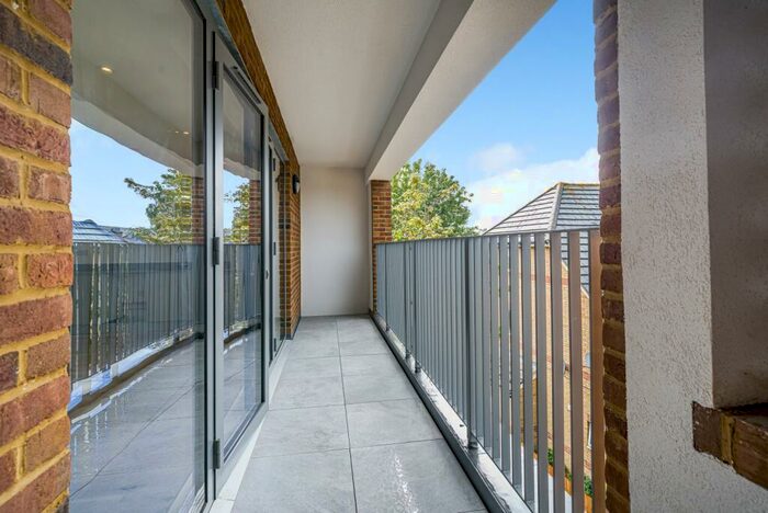 2 Bedroom Flat To Rent In Tamworth Place Croydon, CR0