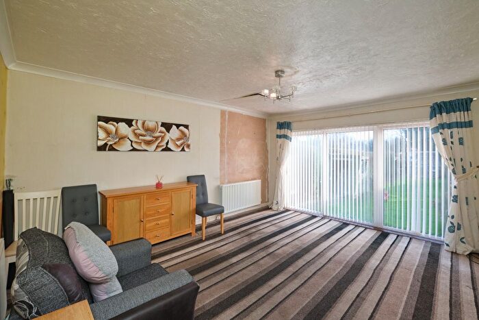 2 Bedroom Semi-Detached House For Sale In Swinbrook Grove, Great Barr, Birmingham, B44