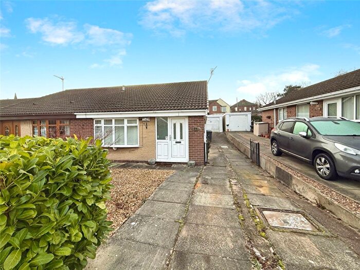 2 Bedroom Bungalow To Rent In Grassington Way, Chapeltown, Sheffield, South Yorkshire, S35