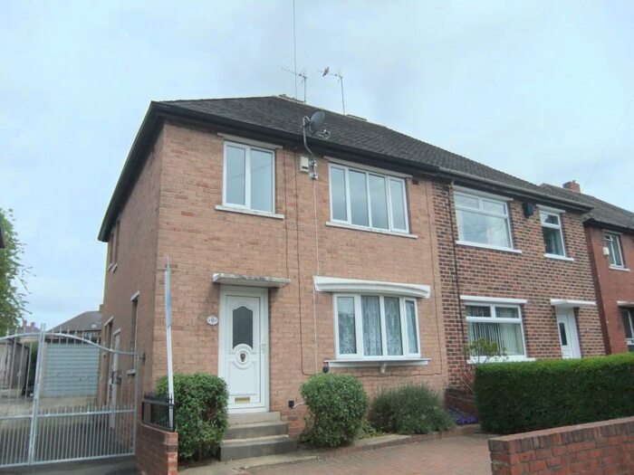 3 Bedroom Semi-Detached House To Rent In Richmond Park Avenue, Sheffield, S13