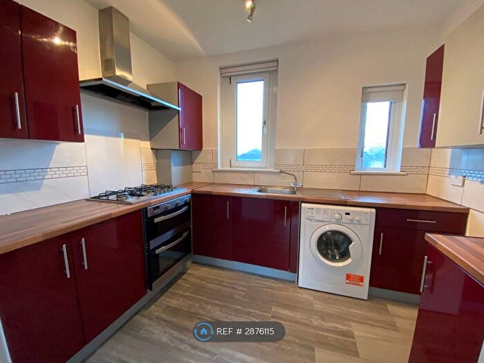 2 Bedroom Flat To Rent In Carfin, Motherwell, ML1