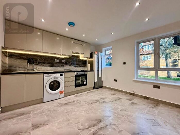 1 Bedroom Flat To Rent In Burrell Close, Edgware, HA8