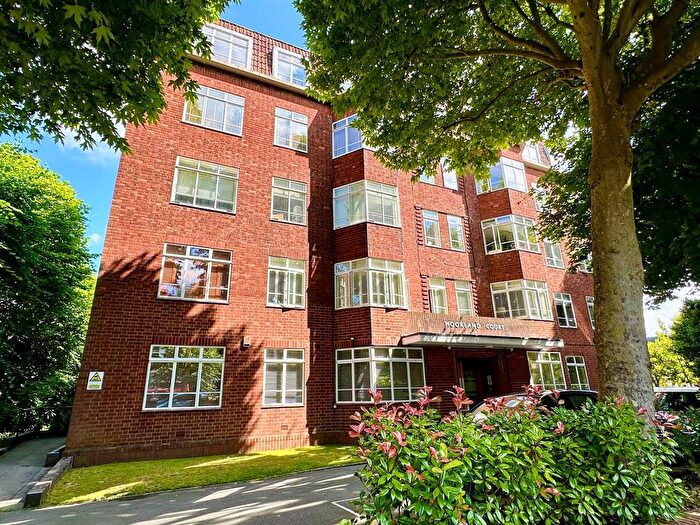 3 Bedroom Flat To Rent In Melville Road, Edgbaston, Birmingham, B16