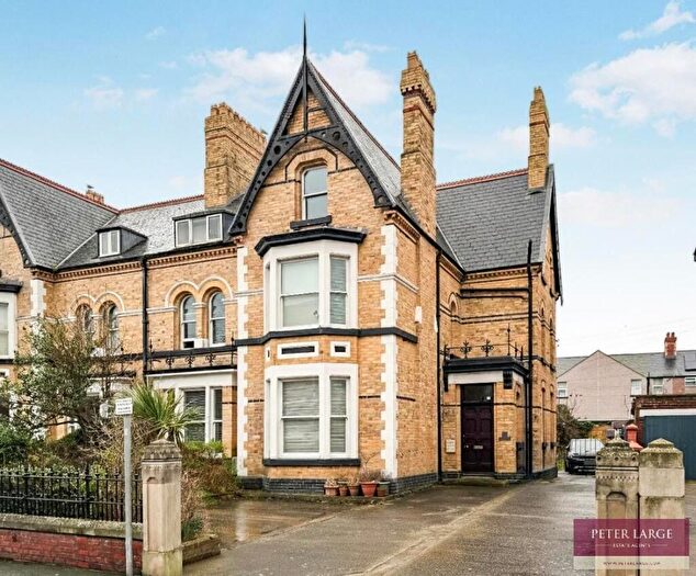 6 Bedroom Semi-Detached House For Sale In Bath Street, Rhyl, Denbighshire, LL18