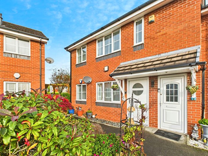 2 Bedroom Flat To Rent In Greenall Street, Ashton-In-Makerfield, WN4