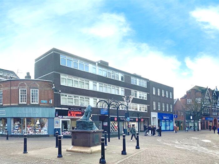 3 Bedroom Flat To Rent In Newdegate Street, Nuneaton, Warwickshire, CV11