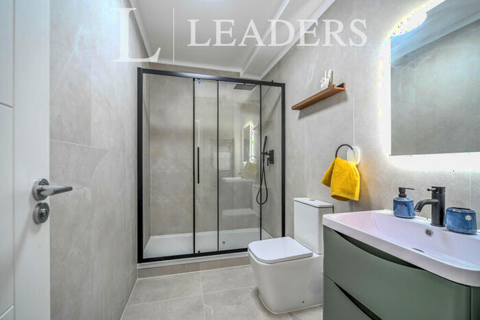 1 Bedroom Apartment To Rent In Lurke Street, Bedford, MK40