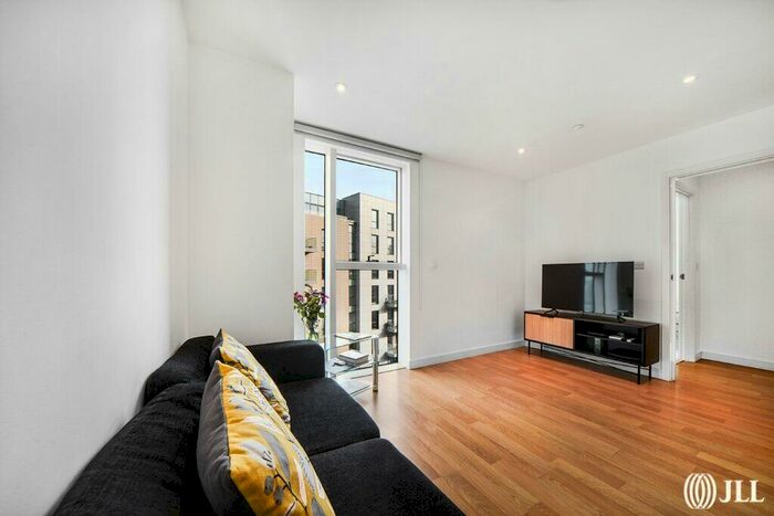 1 Bedroom Apartment To Rent In Residence Tower, N4