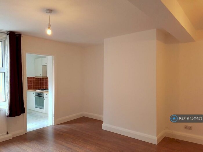 1 Bedroom Flat To Rent In Oval Road, Croydon, CR0