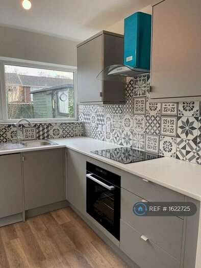 4 Bedroom Semi-Detached House To Rent In Silver Green, King's Lynn, PE30