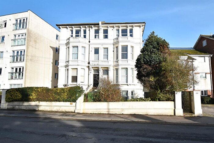 1 Bedroom Flat For Sale In London Road, St. Leonards-On-Sea, TN37