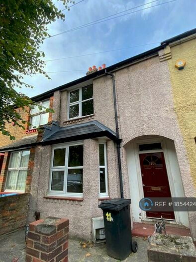 4 Bedroom Terraced House To Rent In Landseer Road, Enfield, EN1