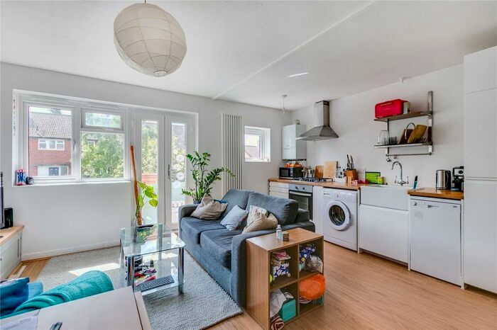 1 Bedroom Flat To Rent In Fairfax Road, London, N8