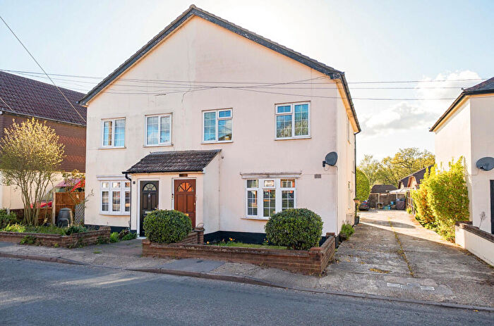 1 Bedroom Maisonette For Sale In Shawfield Road, Ash, Surrey, GU12