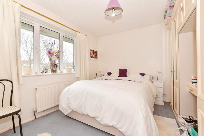 2 Bedroom Terraced House For Sale In Lanes End, Totland Bay, Isle Of Wight, PO39