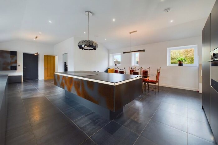 5 Bedroom Detached House For Sale In High Street, Wicklewood, Wymondham, NR18