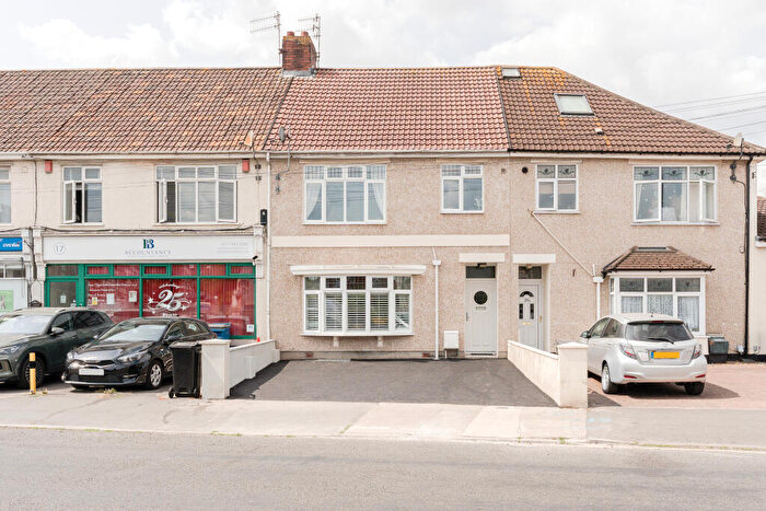 3 Bedroom Maisonette For Sale In Duckmoor Road, Ashton, Bristol, BS3