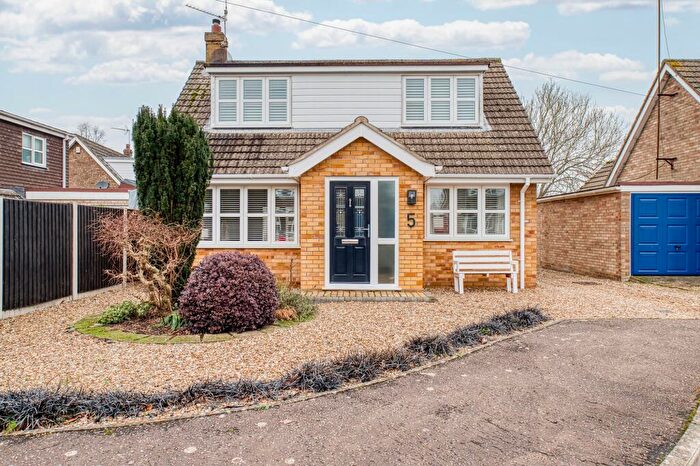 3 Bedroom Detached House For Sale In St. Marys Close, Horsham St. Faith, NR10