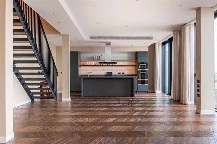 3 Bedroom Flat To Rent In Penthouse, Boiler House, Circus Road South, London, SW11
