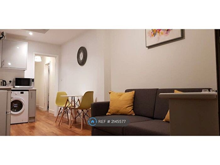 1 Bedroom Flat To Rent In Ramsbury Drive, Earley, Reading, RG6