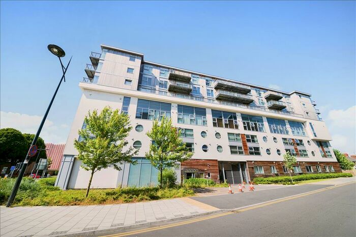 1 Bedroom Apartment To Rent In Beckhampton Street, Swindon, SN1