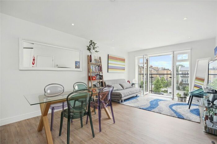 1 Bedroom Flat To Rent In Havilland Mews, Stowe Road, London, W12