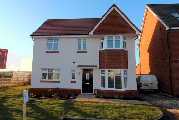 3 Bedroom Detached House To Rent In Rose Gardens, Middlebeck, Newark, NG24