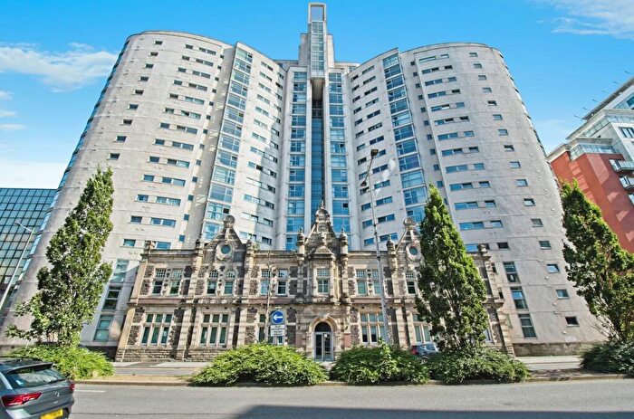 2 Bedroom Apartment To Rent In Altolusso, Bute Terrace, CF10