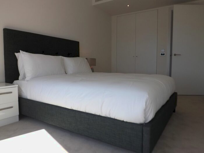1 Bedroom Flat To Rent In Skygardens, Wandsworth Road, London, SW8