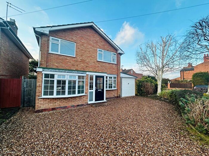 3 Bedroom Detached House To Rent In Hazel Close, Leamington Spa, CV32