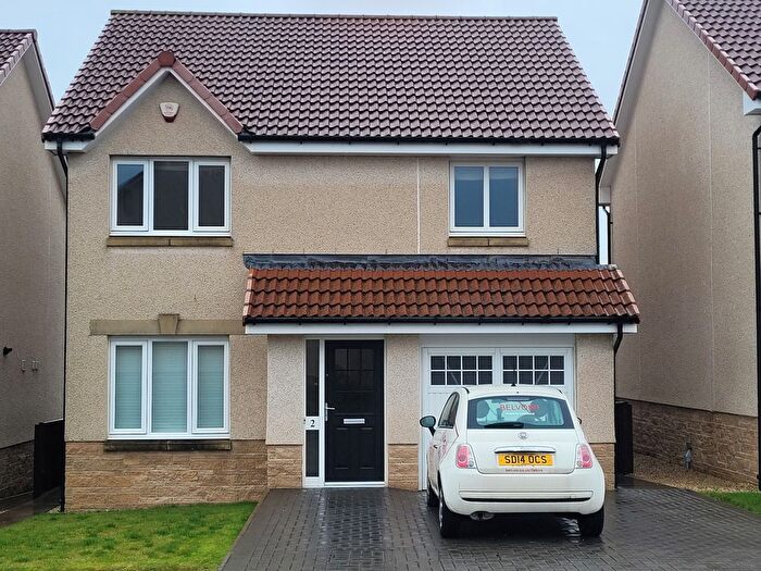 3 Bedroom Detached House To Rent In Bedlormie Place, Falkirk, FK2