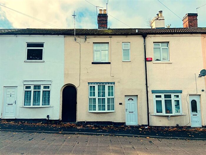 2 Bedroom Terraced House To Rent In Church Street, Stourbridge, West Midlands, DY8