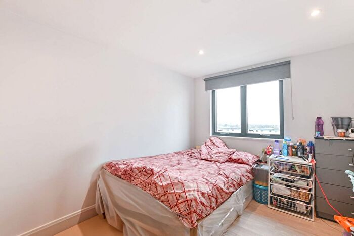 3 Bedroom Flat To Rent In London Road, Wembley, HA9