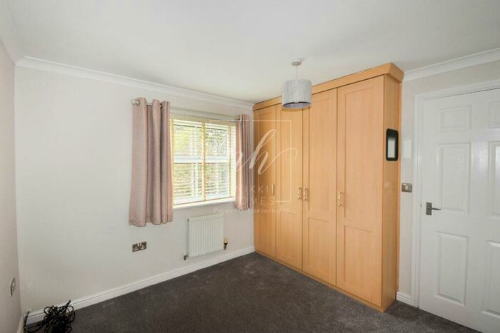 3 Bedroom Terraced House For Sale In Lloyds Way, Stratford-upon-Avon, CV37