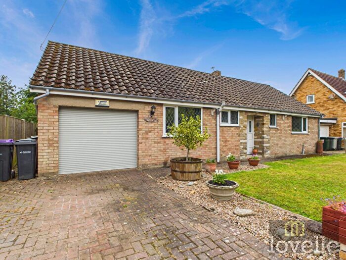 4 Bedroom Detached Bungalow For Sale In Church Lane, Withern, LN13