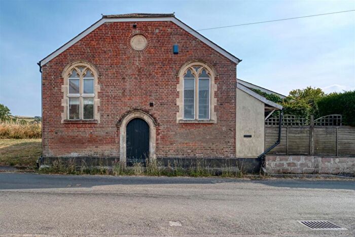3 Bedroom Detached House For Sale In Lower Street, Okeford Fitzpaine Blandford Forum, DT11