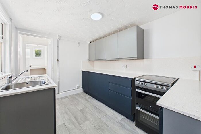 3 Bedroom End Of Terrace House To Rent In High Street, Offord Cluny, St Neots, Cambridgeshire, PE19