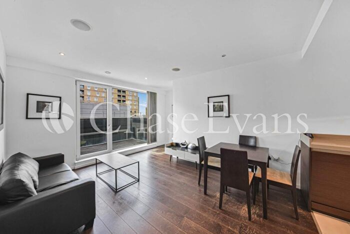 2 Bedroom Flat To Rent In Baltimore Wharf, Baltimore Wharf, Canary Wharf, London, E14