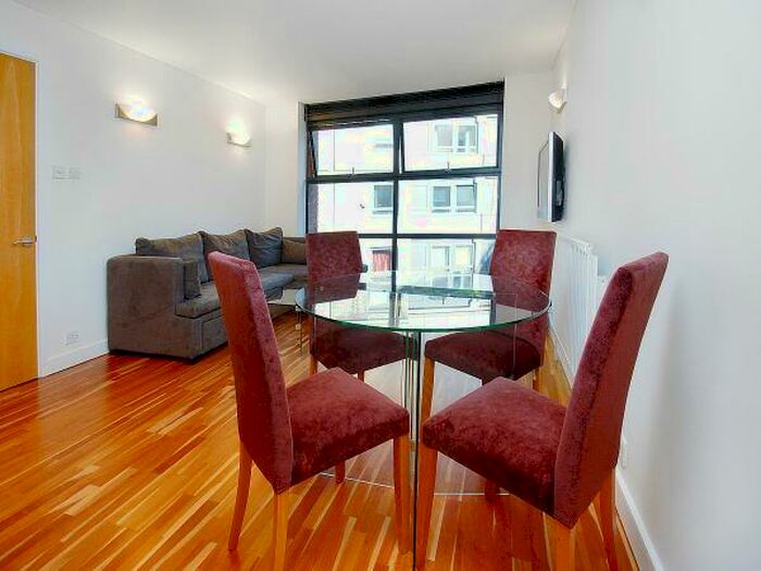 2 Bedroom Apartment To Rent In Britton Street, EC1M