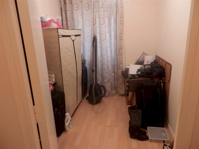 2 Bedroom Flat To Rent In Carnarvon Road, London, E15