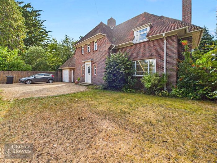 3 Bedroom Detached House For Sale In Beacon Hill, Wickham Bishops, CM8