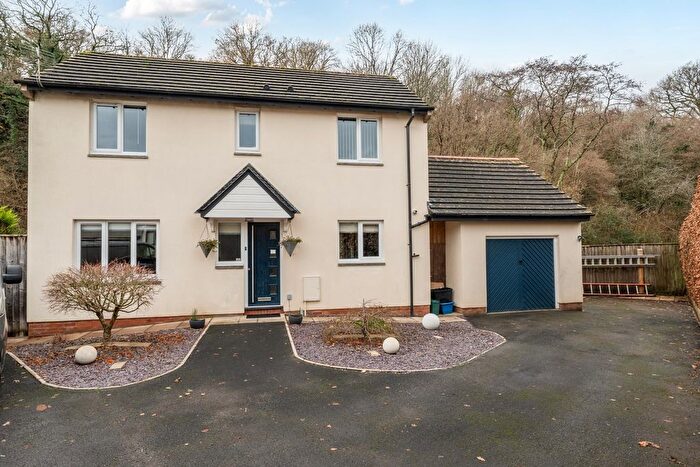 3 Bedroom Detached House For Sale In Primrose Avenue, Barnstaple, Devon, EX32