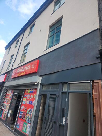 1 Bedroom Flat To Rent In West Yorkshire, WF1