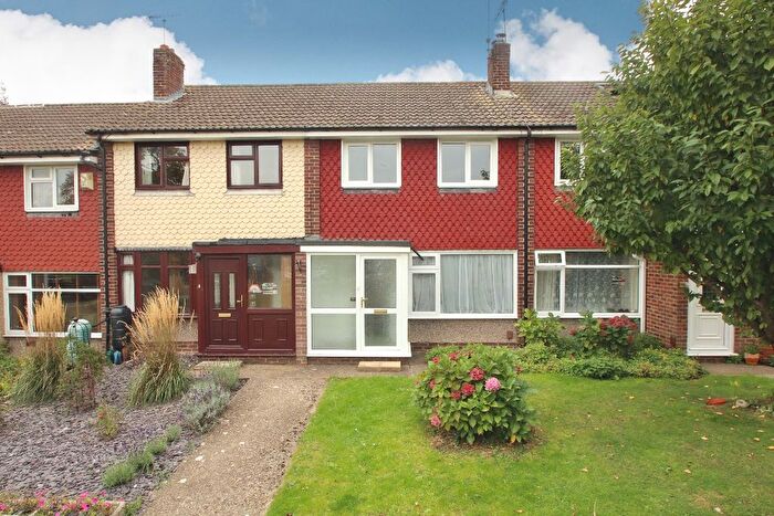 3 Bedroom Terraced House To Rent In Beechings Way, Rainham, Gillingham, ME8