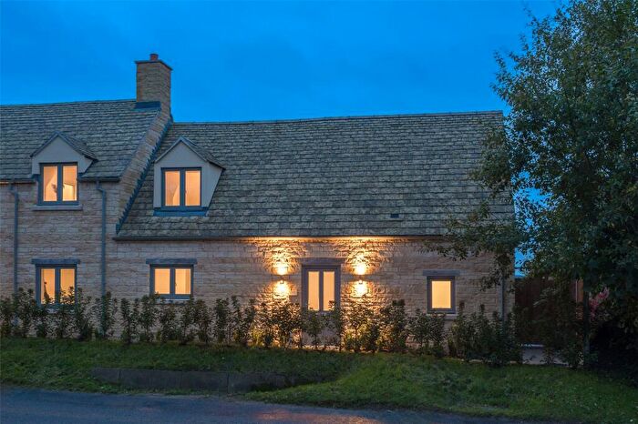 3 Bedroom Barn Conversion For Sale In The Arrows, Little Rissington, Gloucestershire, GL54